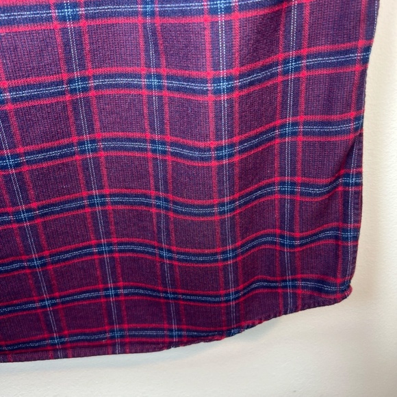 UNTUCKit Men's Barry Flannel Long Sleeve Plaid Button Front Shirt Maroon Blue XL - Picture 10 of 11